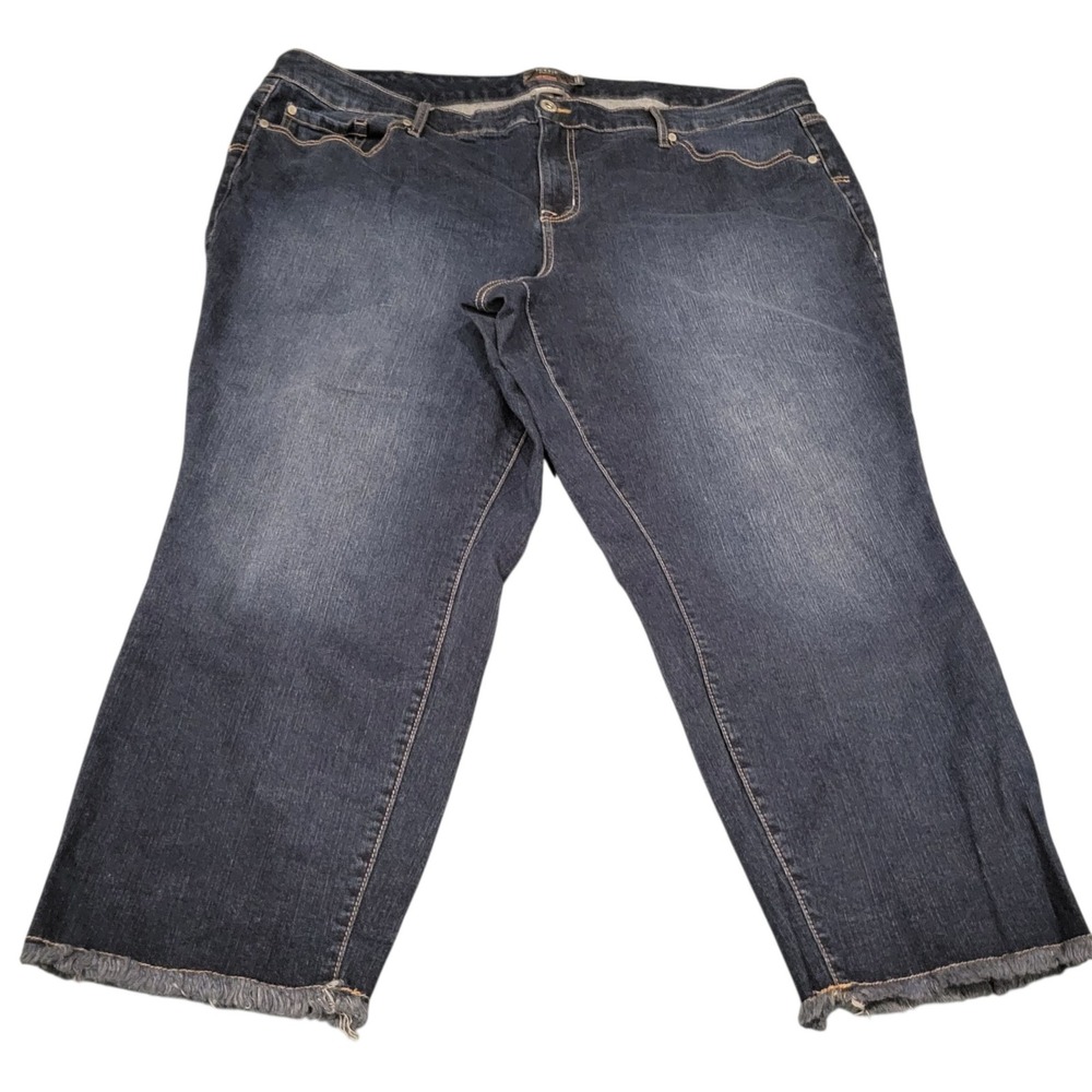 Torrid Crop Boyfriend Jeans Dark Wash Frayed Hem Size 24‎ Vintage Stretch D396
